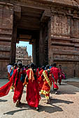 Pilgrims visiting the great Brihadishwara Temple of Thanjavur, Tamil Nadu. 